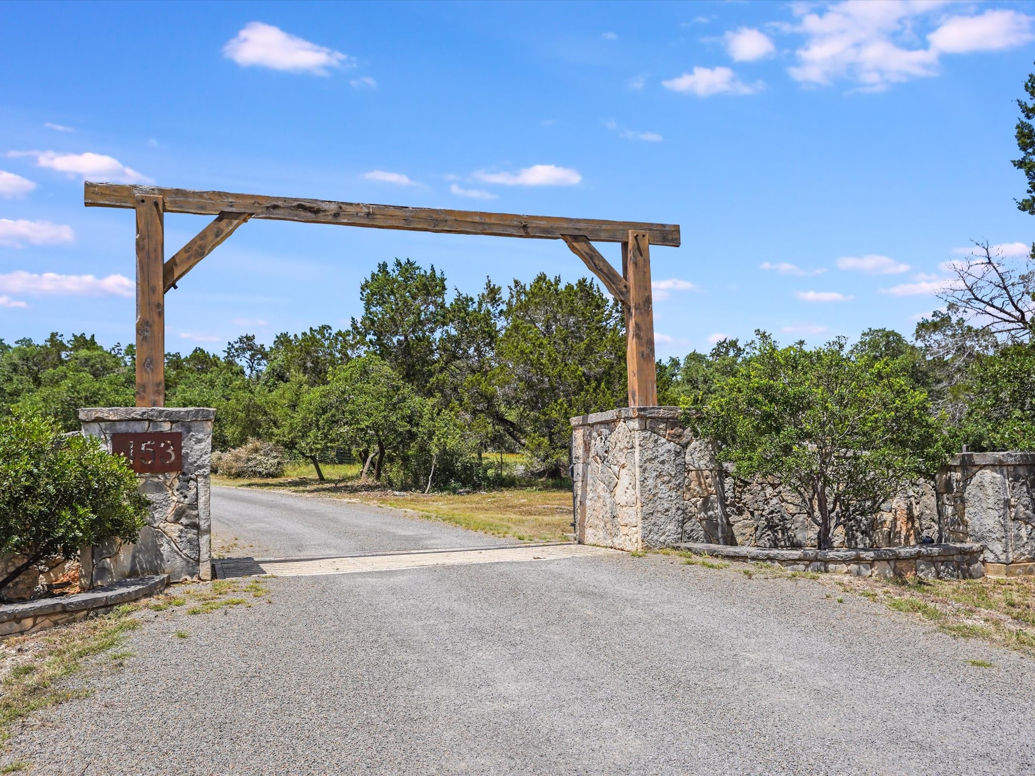 453 Lone Man Mountain Road Wimberley, TX 78676 - Photo 3 of 39
