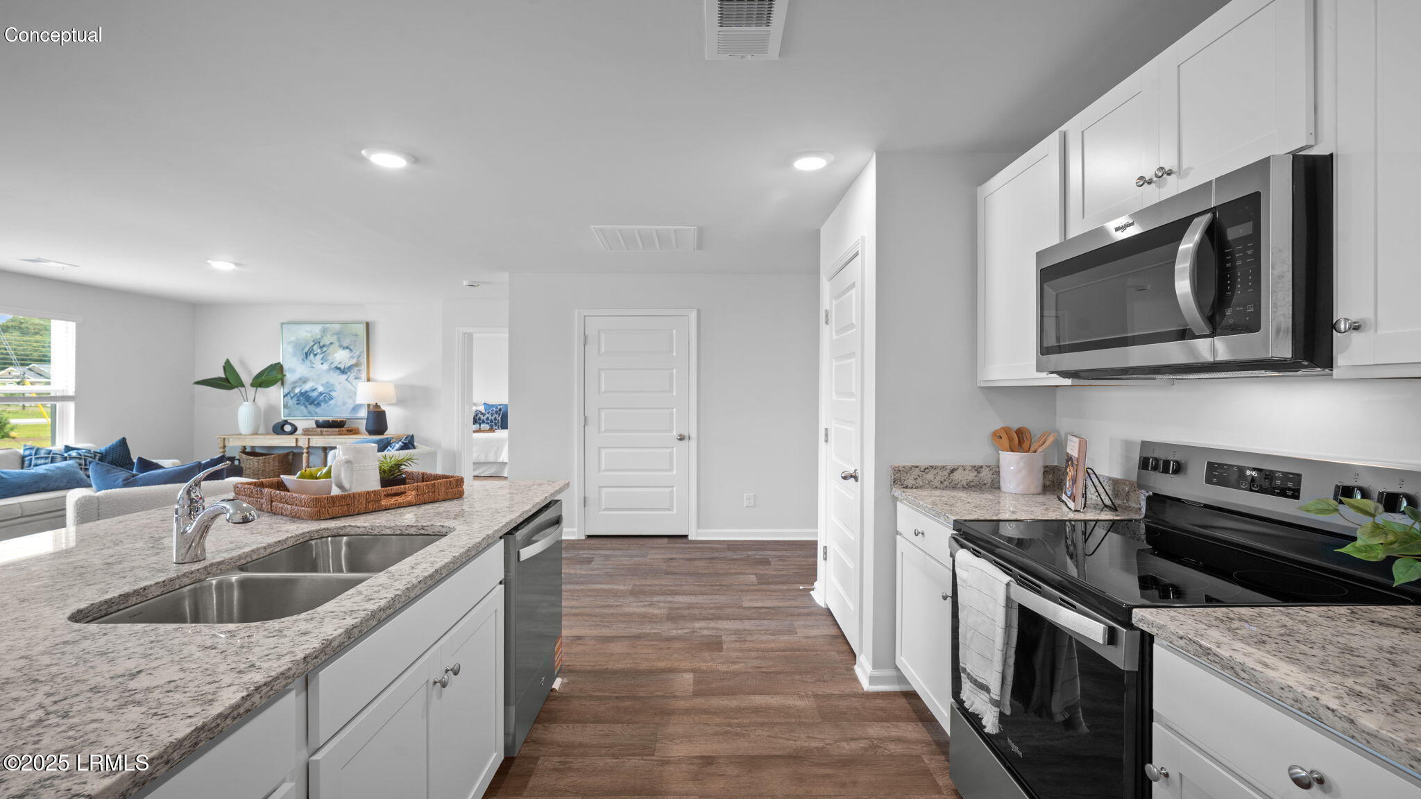 62 Bottom Board Court Ridgeland, SC 29936 - Photo 3 of 31 11 KT