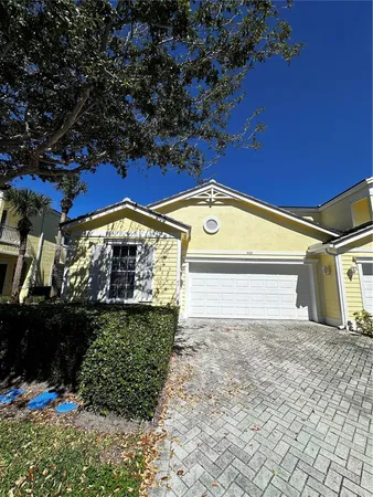 a view of a back yard of the house