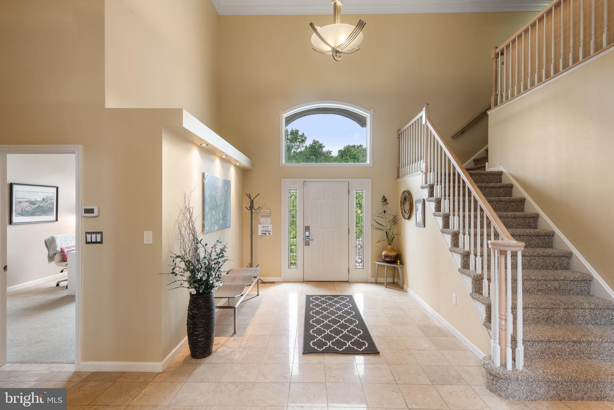 813 Cedar Grove Road Broomall, PA 19008 - Photo 4 of 52