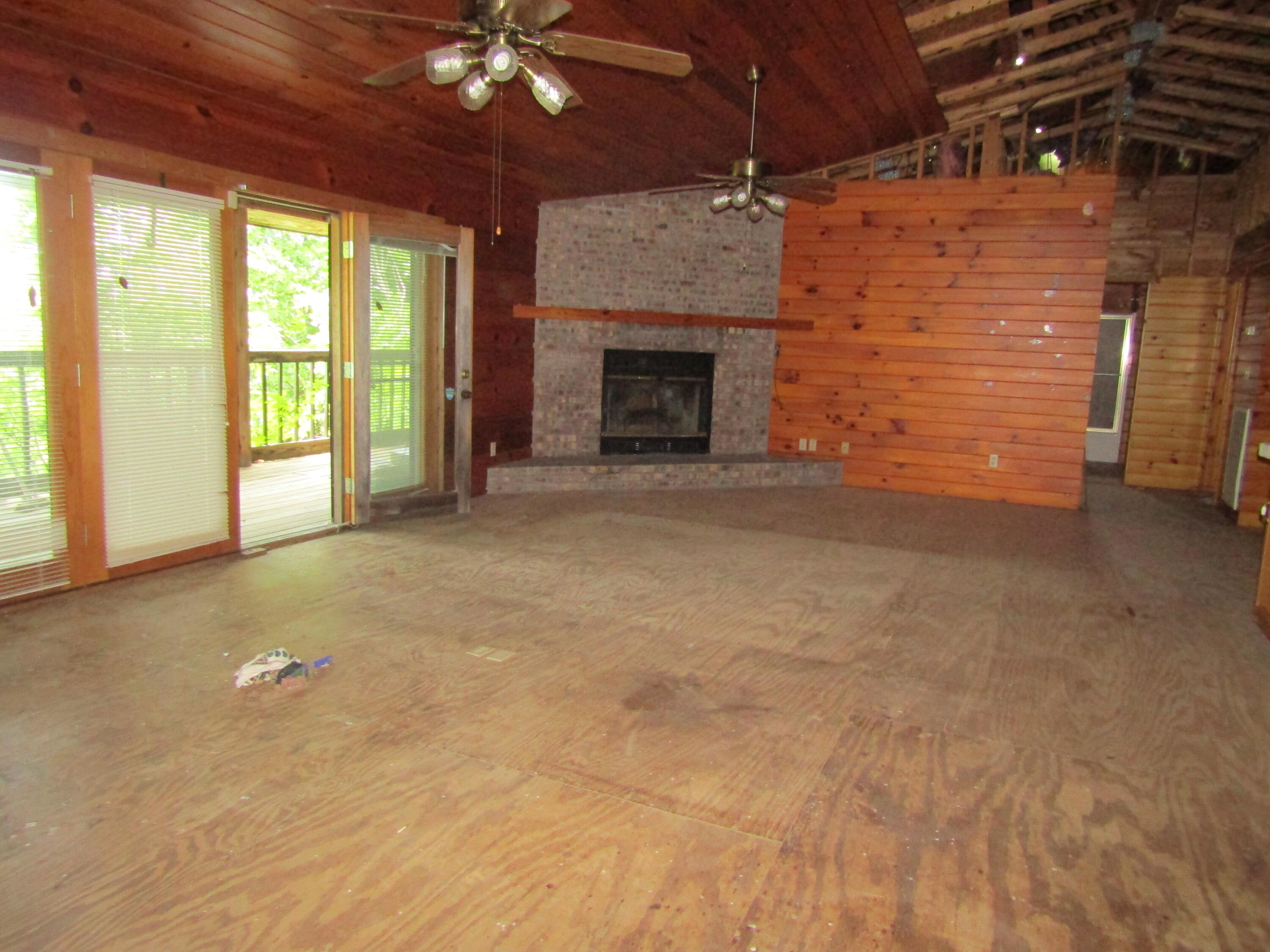 1322 Palmer Hollow Road Bybee, TN 37713 - Photo 11 of 23 2022-06-20 14.19.20