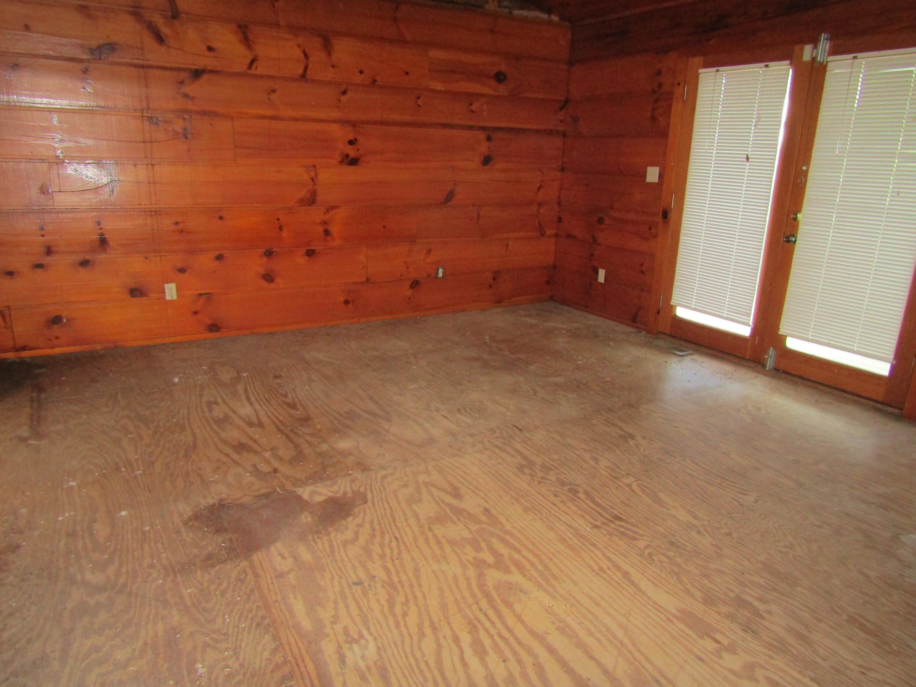 1322 Palmer Hollow Road Bybee, TN 37713 - Photo 12 of 23 2022-06-20 14.19.11