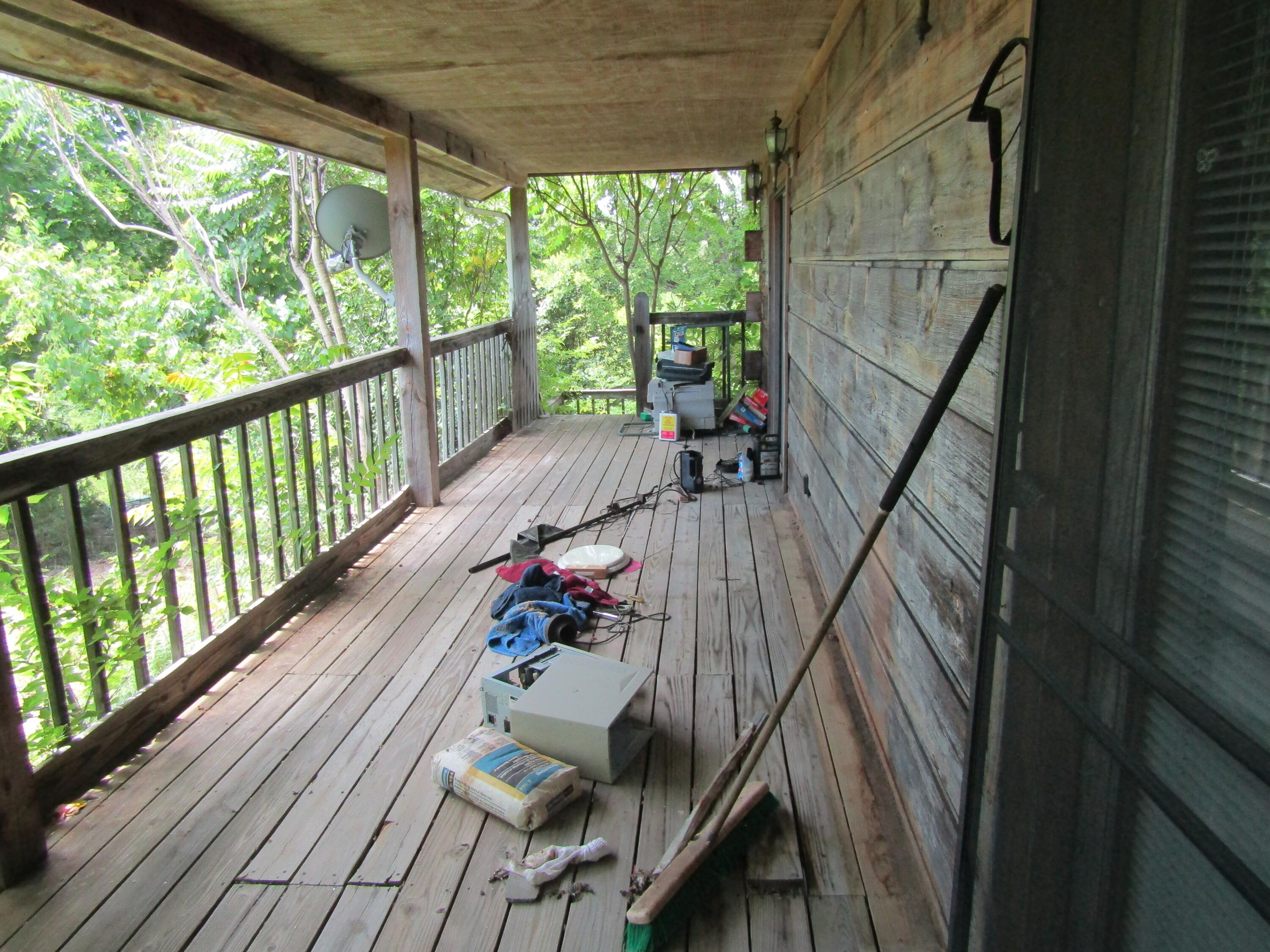 1322 Palmer Hollow Road Bybee, TN 37713 - Photo 4 of 23 2022-06-20 14.19.53