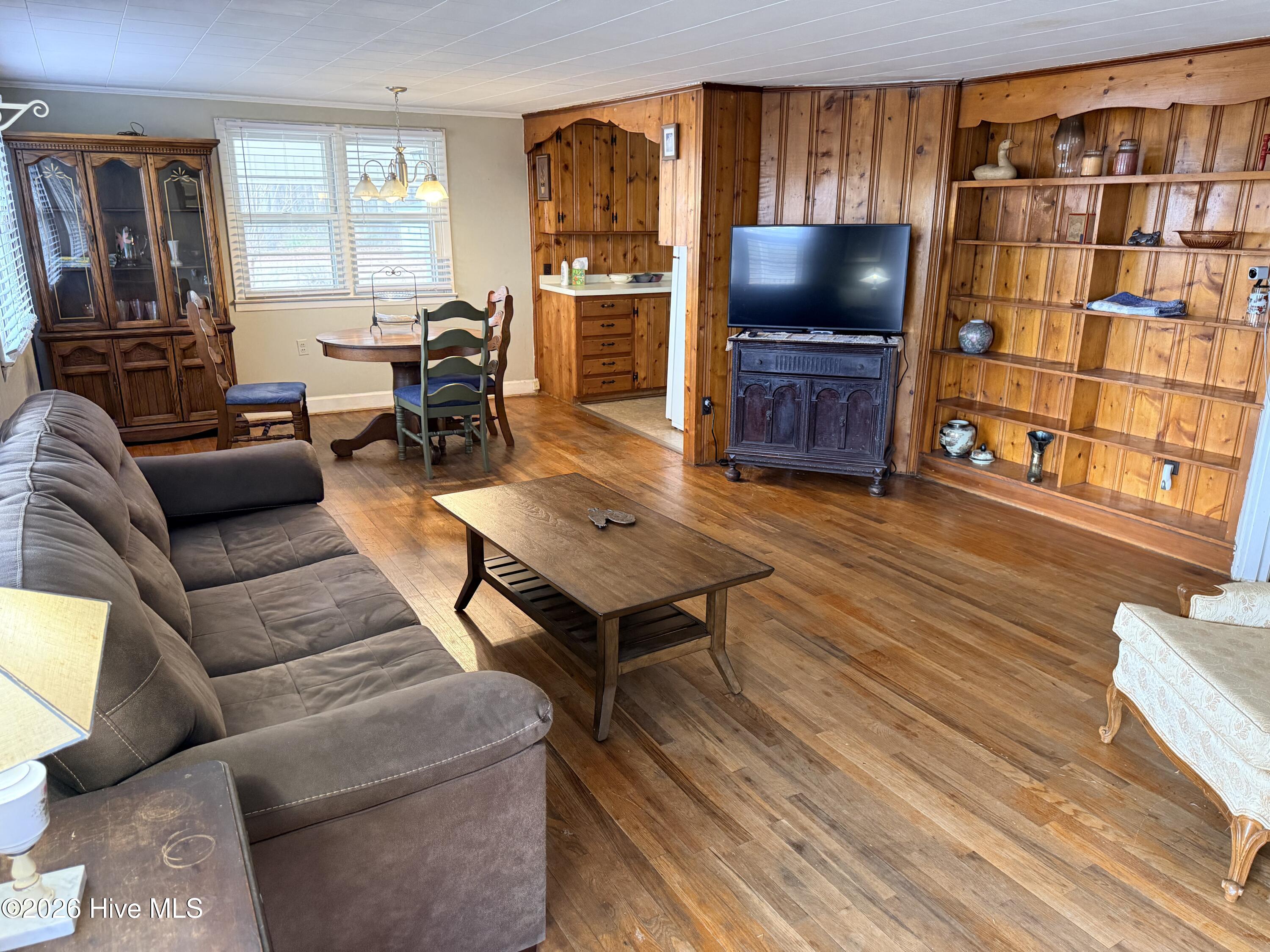 496 Hondros Road Clinton, NC 28328 - Photo 7 of 17 IMG_2551