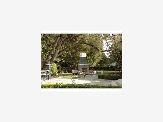 101 Ralston Road Atherton, CA 94027 - Photo 2 of 8 Gallery Image 2