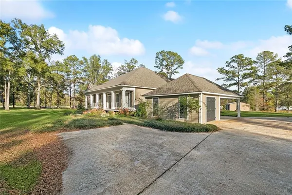 $619,000 | 61180 Doe Run Drive, Amite, LA 70422