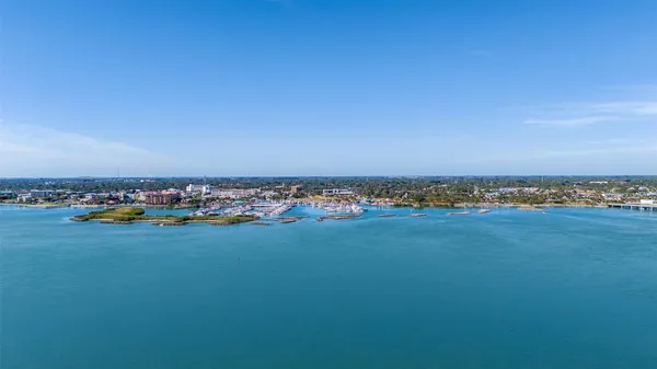 $1,600 | 1301 Emerald Terrace, Unit 5, Fort Pierce, FL 34950