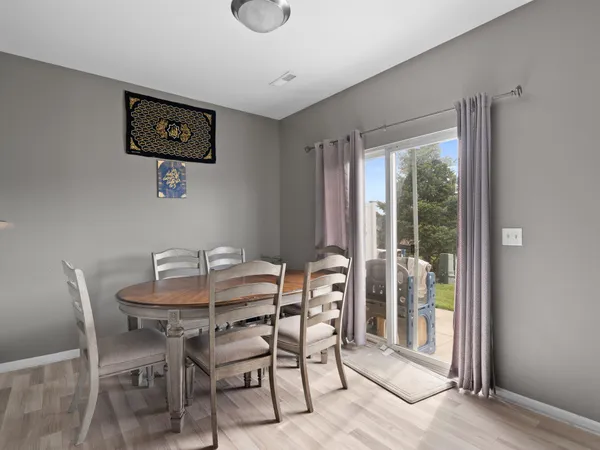 $285,000 | 7627 East 112th Avenue, Crown Point, IN 46307