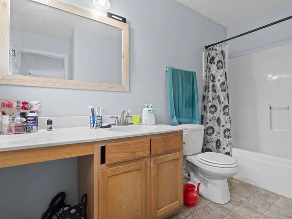 $285,000 | 7627 East 112th Avenue, Crown Point, IN 46307