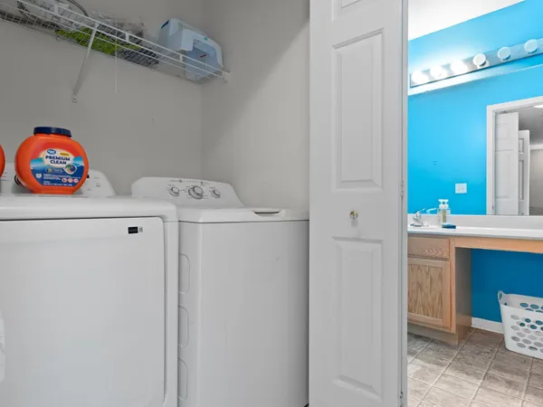 $285,000 | 7627 East 112th Avenue, Crown Point, IN 46307