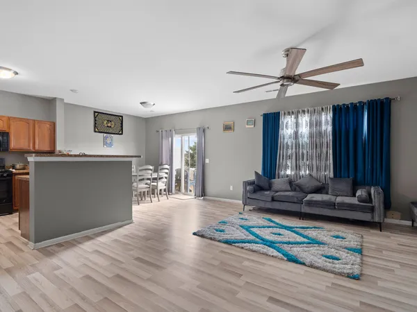 $285,000 | 7627 East 112th Avenue, Crown Point, IN 46307