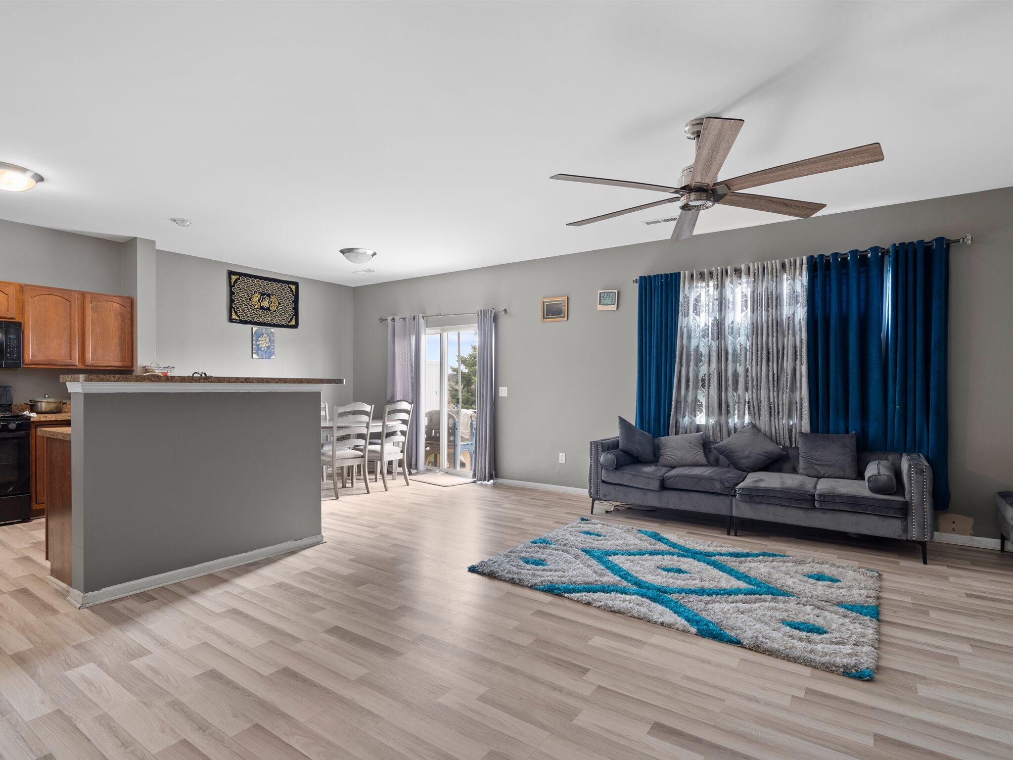 7627 East 112th Avenue Crown Point, IN 46307 - Photo 3 of 21 2048x1536