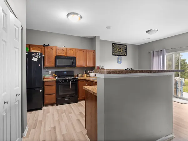 $285,000 | 7627 East 112th Avenue, Crown Point, IN 46307