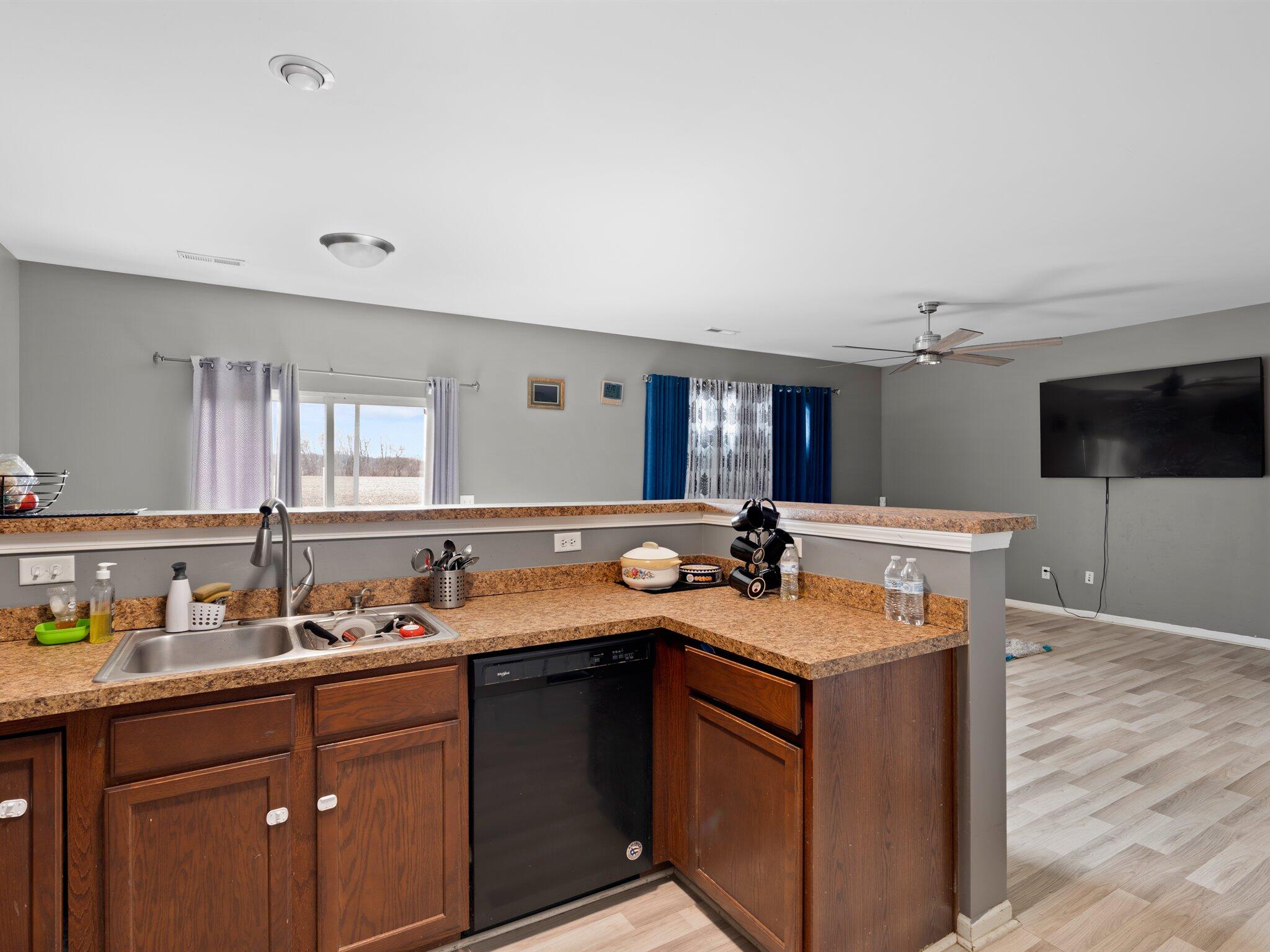 7627 East 112th Avenue Crown Point, IN 46307 - Photo 9 of 21 2048x1536