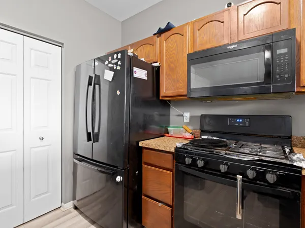 $285,000 | 7627 East 112th Avenue, Crown Point, IN 46307