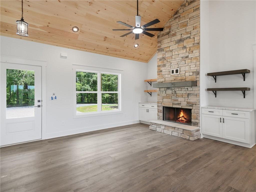 1521 Azure Lane Ranger, GA 30734 - Photo 4 of 47