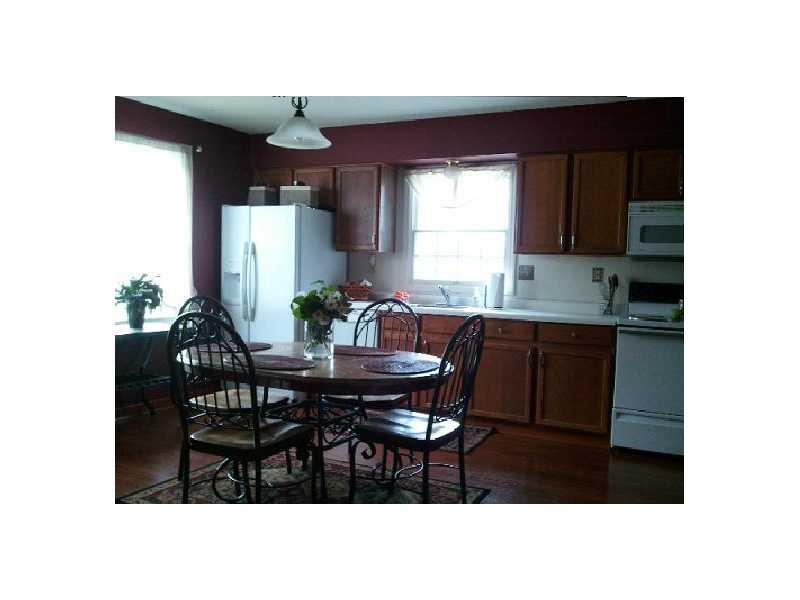 24 McBride Road Canonsburg, PA 15317 - Photo 3 of 12 Kitchen.