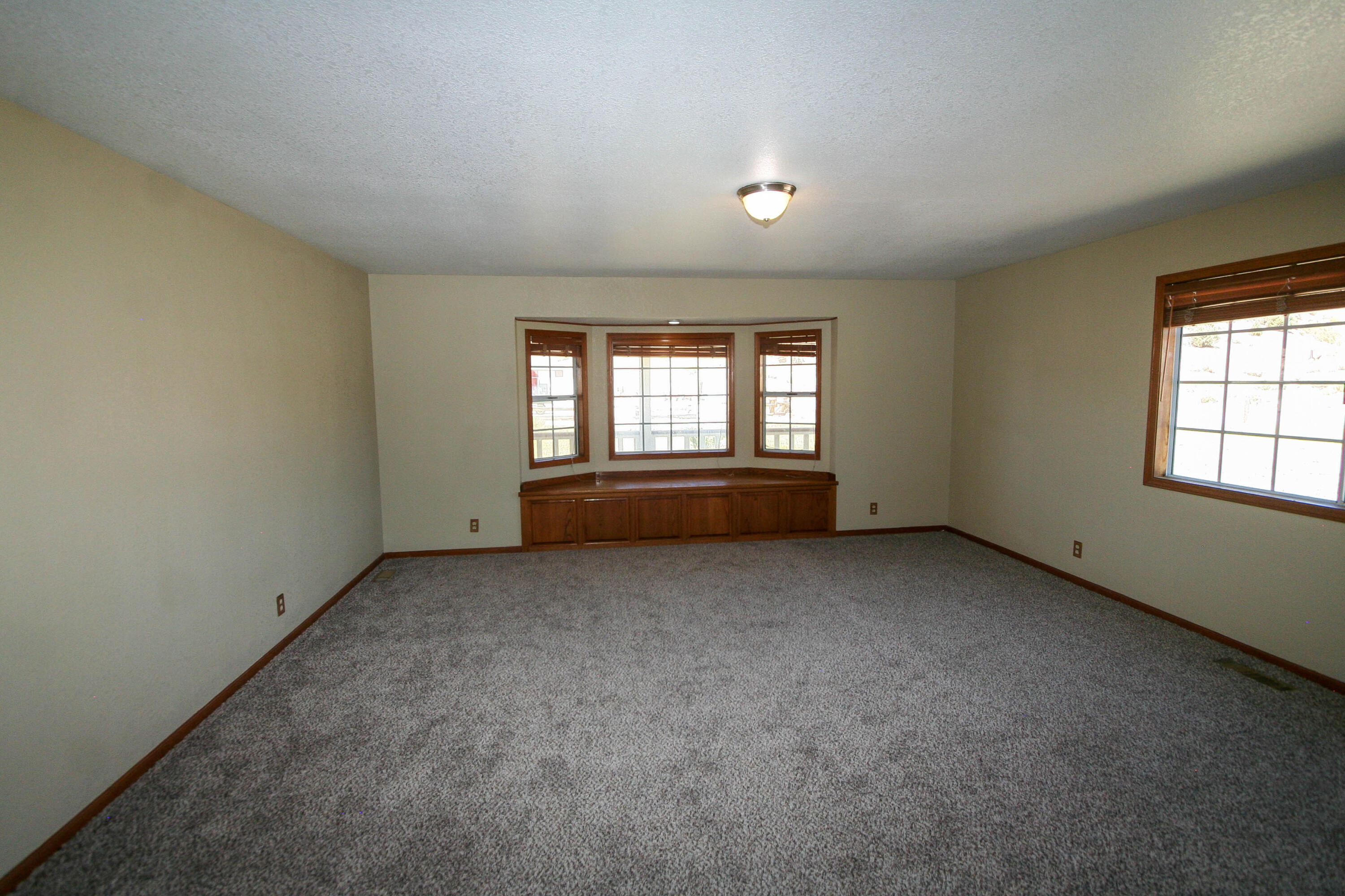 2400 Erwin Ranch Road Big Bear City, CA 92314 - Photo 21 of 51 PS-7694