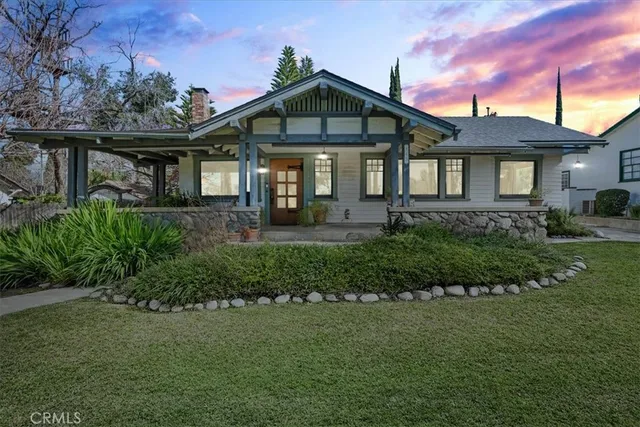 $599,900 | 645 Cajon Street, Redlands, CA 92373