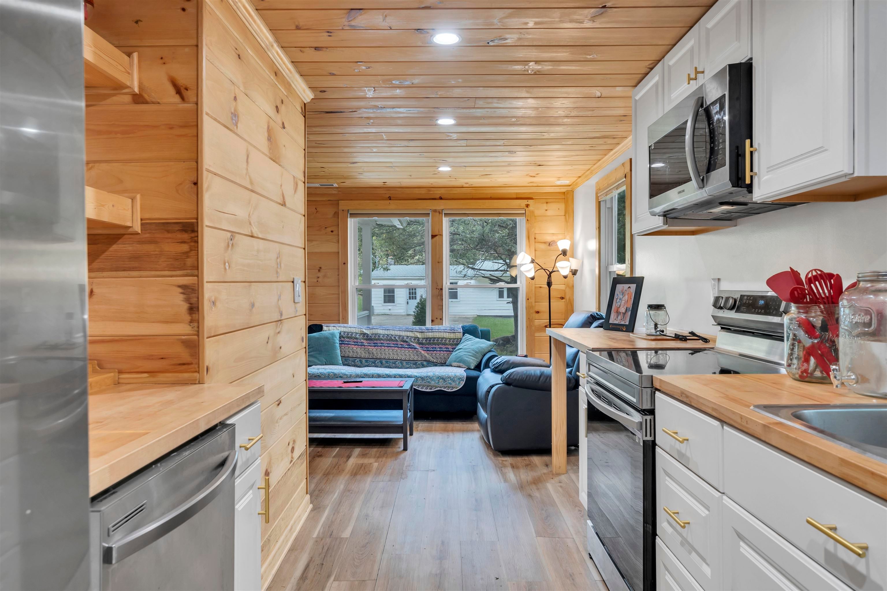 809 John Arthur Road Boones Mill, VA 24065 - Photo 23 of 33 Gallery Image 23