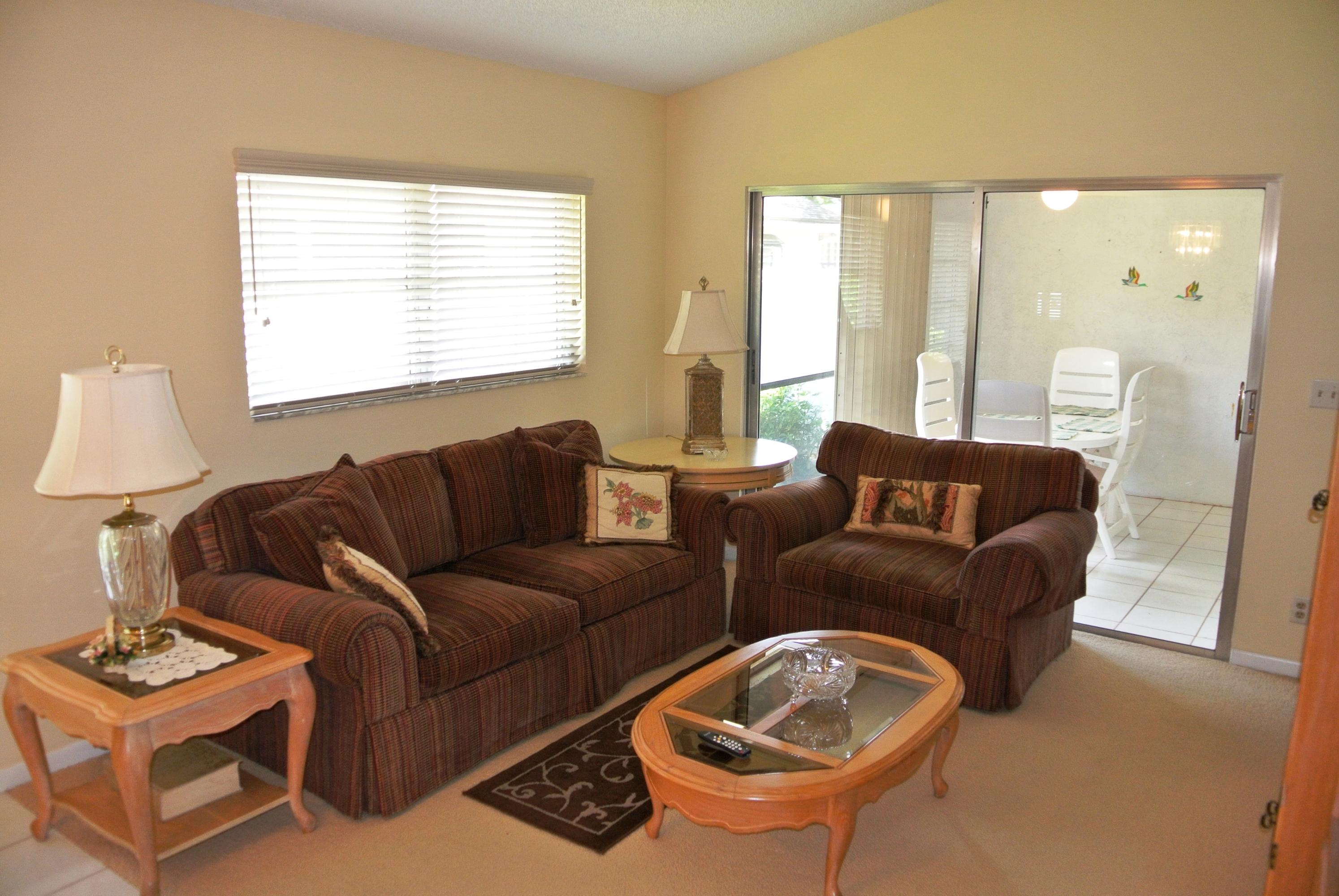 8870 Windtree Street Boca Raton, FL 33496 - Photo 11 of 15 Living Room