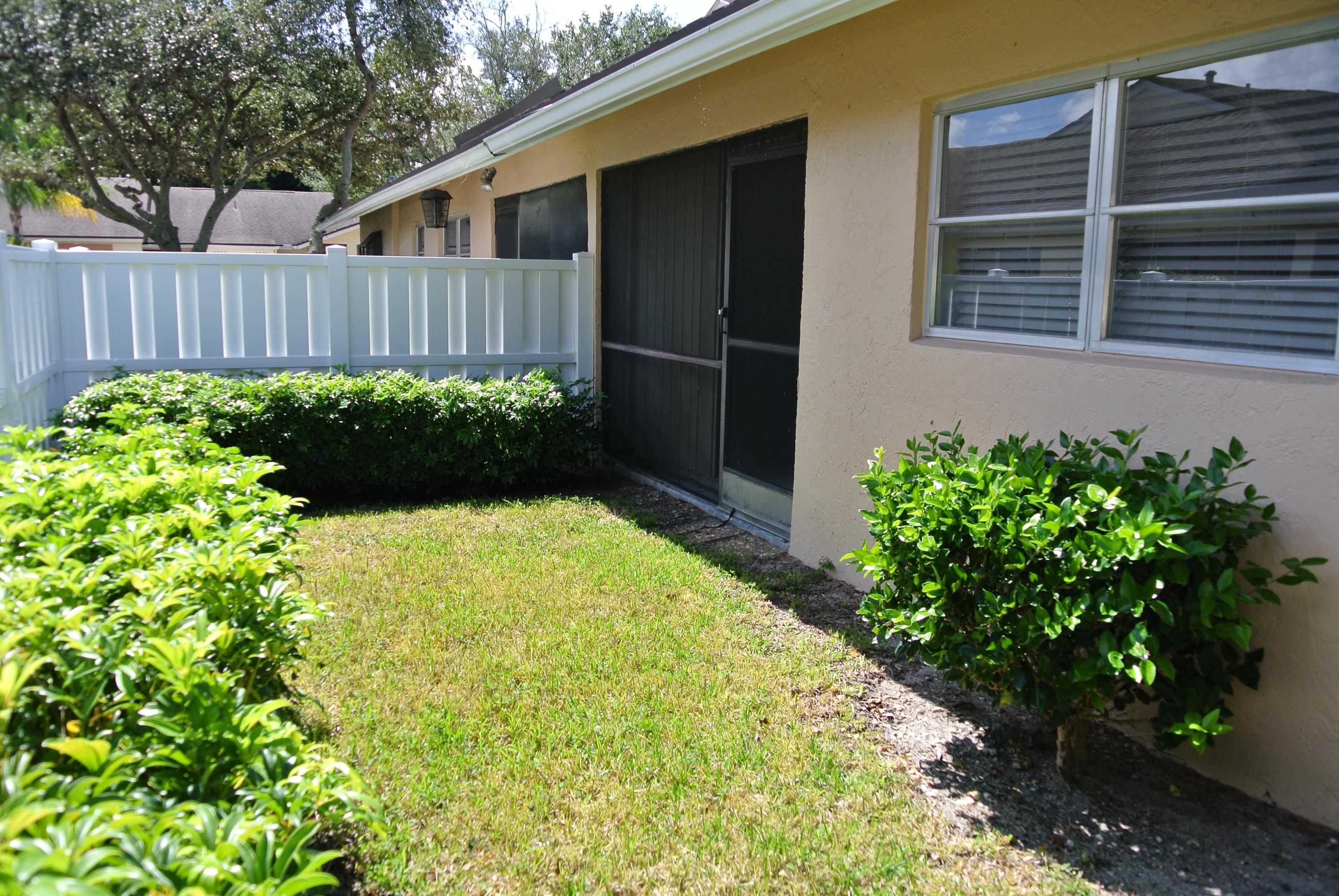 8870 Windtree Street Boca Raton, FL 33496 - Photo 13 of 15 Private Yard