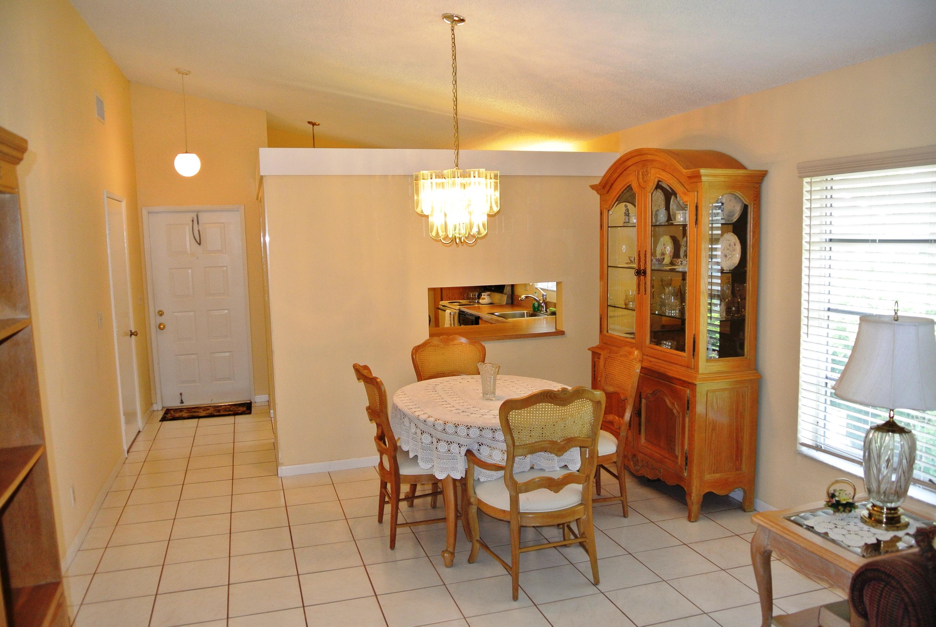 8870 Windtree Street Boca Raton, FL 33496 - Photo 10 of 15 Dining Area