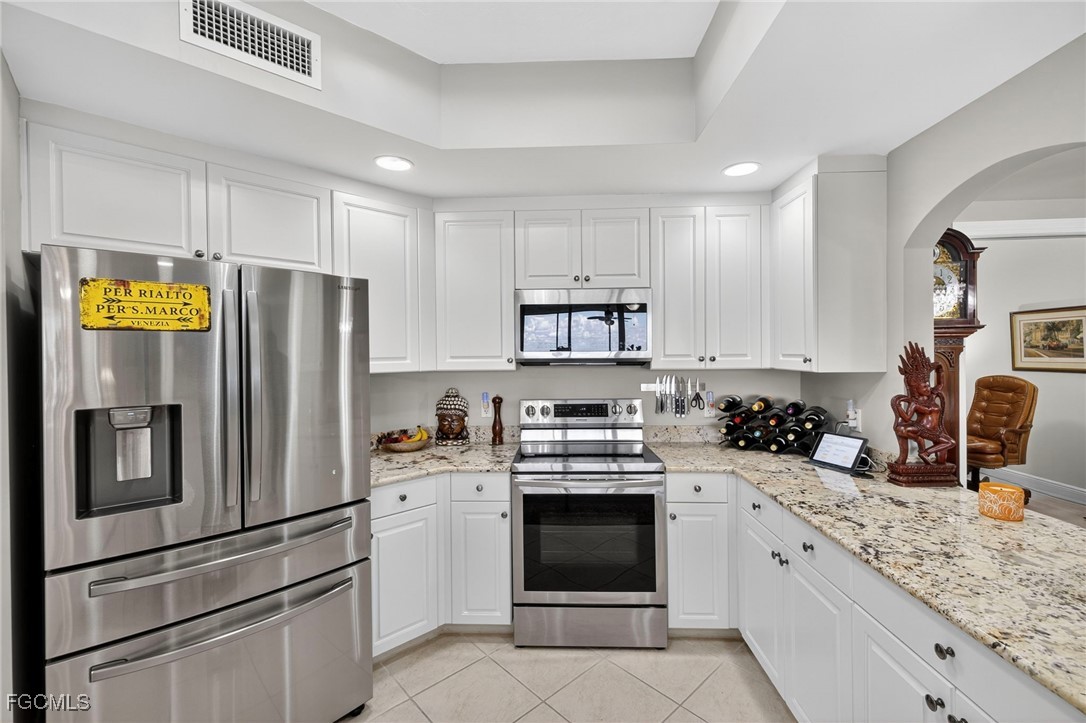 2090 West First Street, Unit G1207 Fort Myers, FL 33901 - Photo 11 of 45