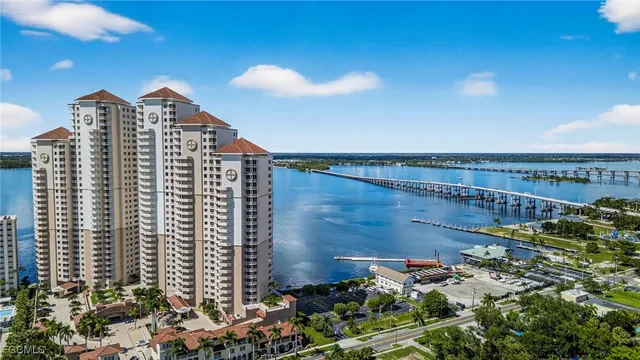 a view of outdoor space with city view