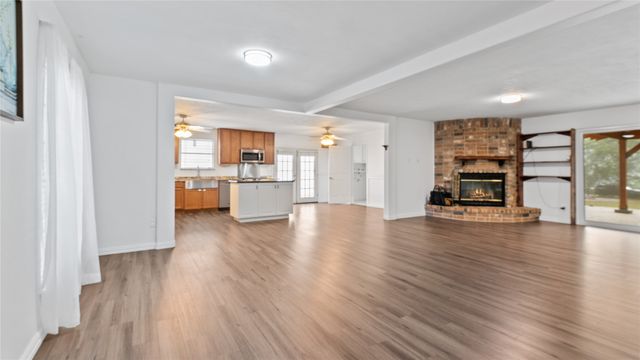 $500,000 | 402 Placid Lake Lane, Magnolia, TX 77354