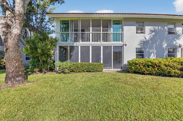 $249,000 | 7342 Lake Meadow Way, Unit 102, Boynton Beach, FL 33437