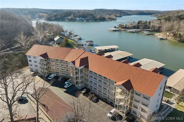 $344,900 | 562 Hyd A Way Road, Unit 3E, Camdenton, MO 65020