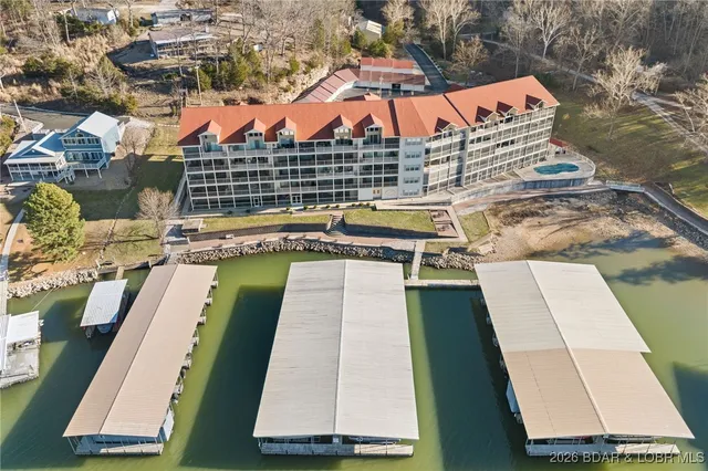 $379,900 | 562 Hyd A Way Road, Unit 3E, Camdenton, MO 65020