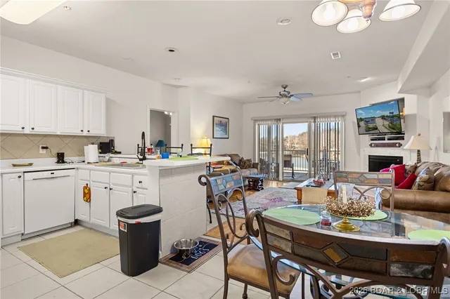 $379,900 | 562 Hyd A Way Road, Unit 3E, Camdenton, MO 65020