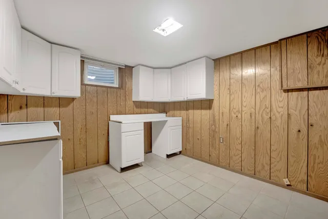 $3,250 | 9410 Lawler Avenue, Skokie, IL 60077