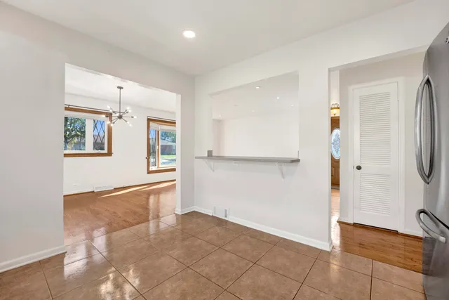 $3,250 | 9410 Lawler Avenue, Skokie, IL 60077