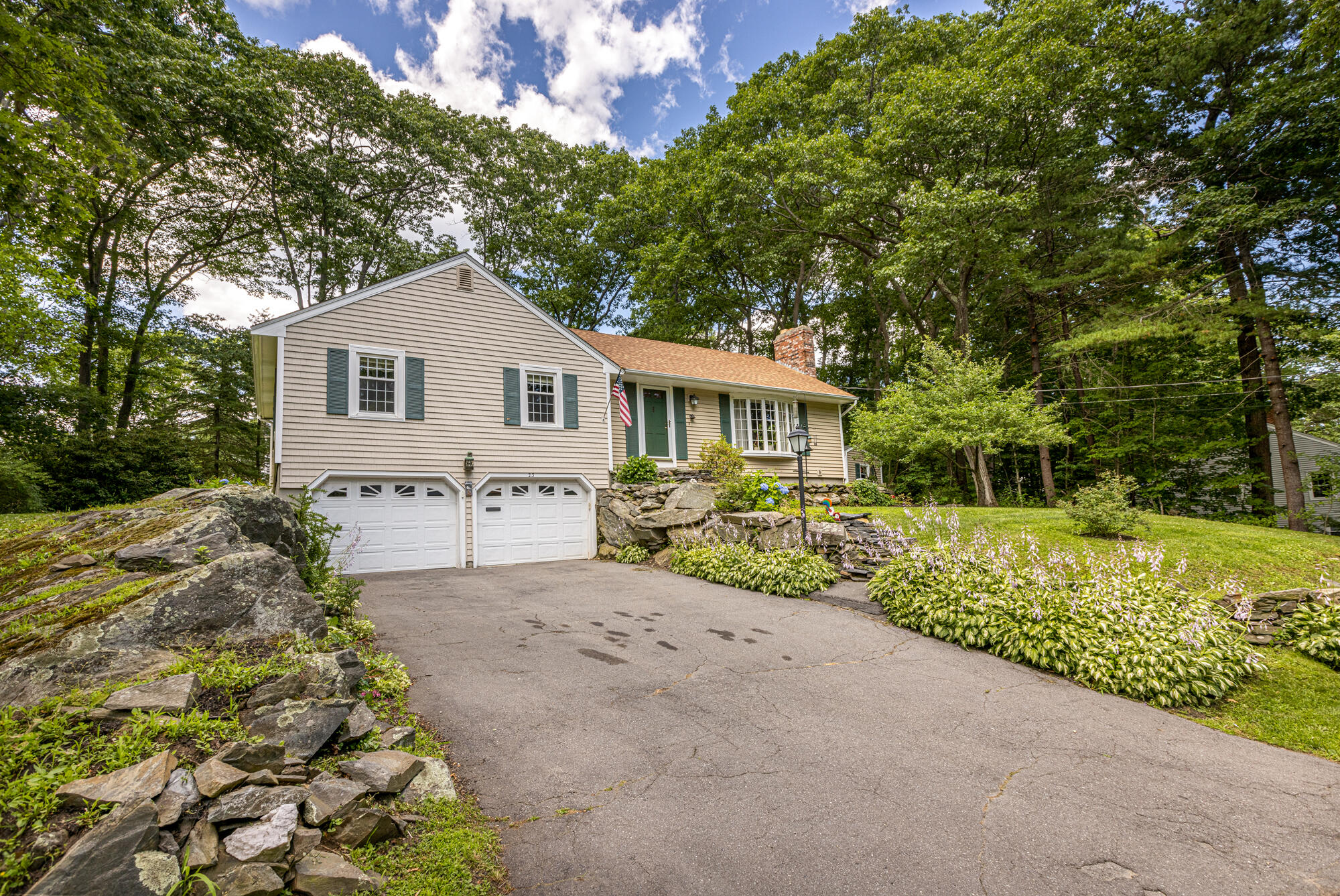 23 Olde Fort Road Cape Elizabeth, ME 04107 - Photo 2 of 32 23 Olde Fort Rd_W5_034
