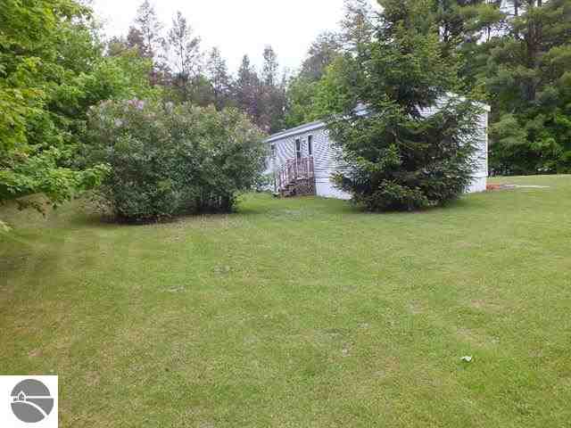 10805 Coster Road Southwest Fife Lake, MI 49633 - Photo 22 of 29 1746356-21.JPG