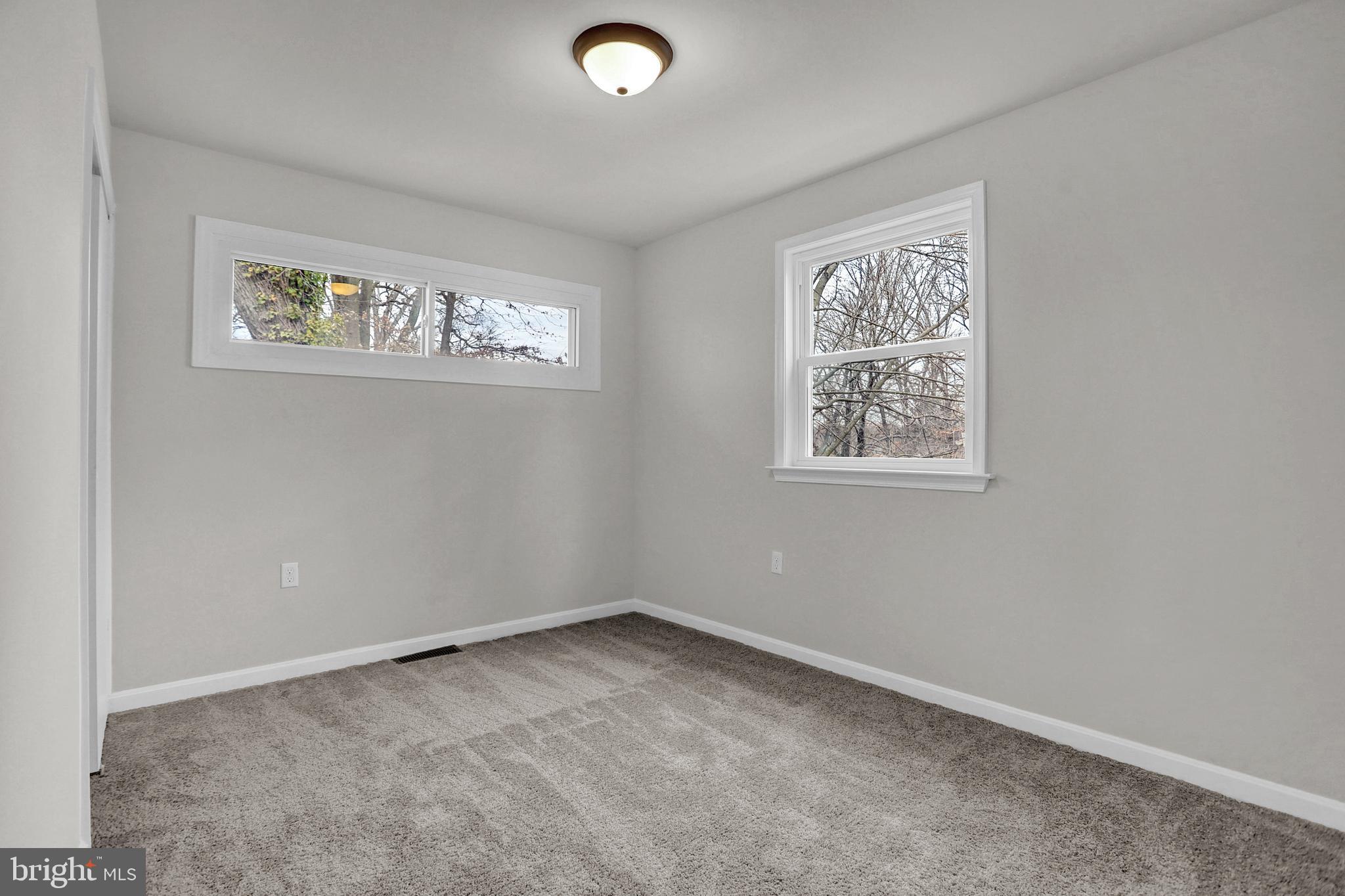 8008 Hillendale Road Parkville, MD 21234 - Photo 13 of 19
