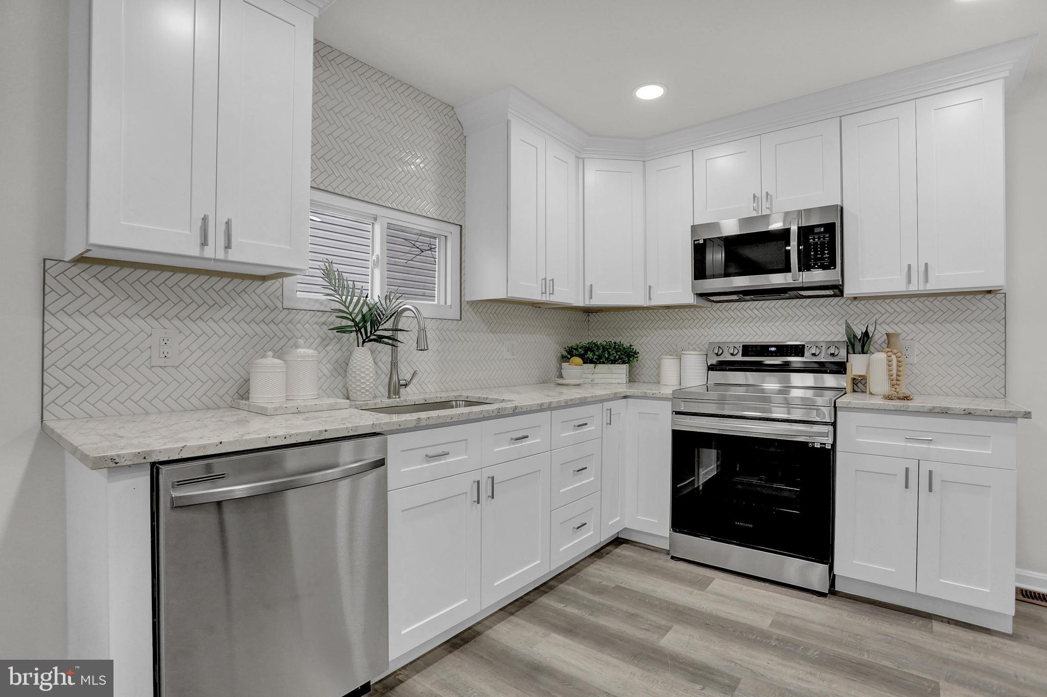 8008 Hillendale Road Parkville, MD 21234 - Photo 7 of 19
