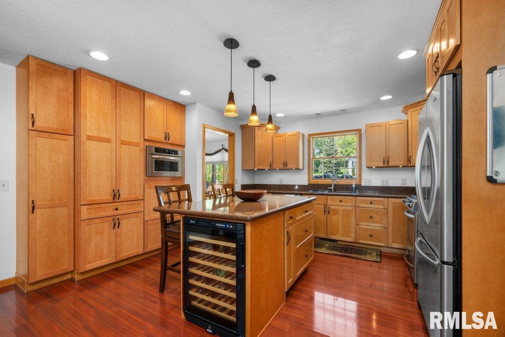 77 Parkview Drive Eldridge, IA 52748 - Photo 28 of 50