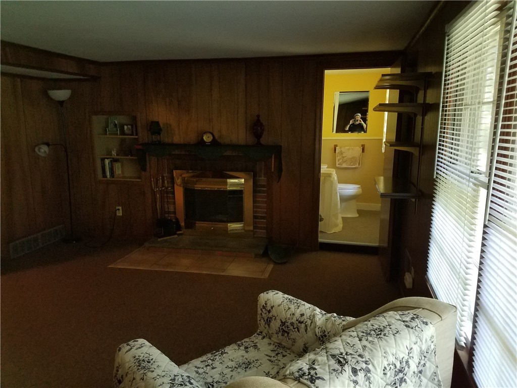 255 Bayberry Road Woonsocket, RI 02895 - Photo 17 of 20