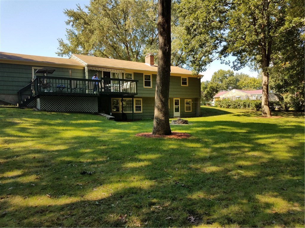 255 Bayberry Road Woonsocket, RI 02895 - Photo 3 of 20