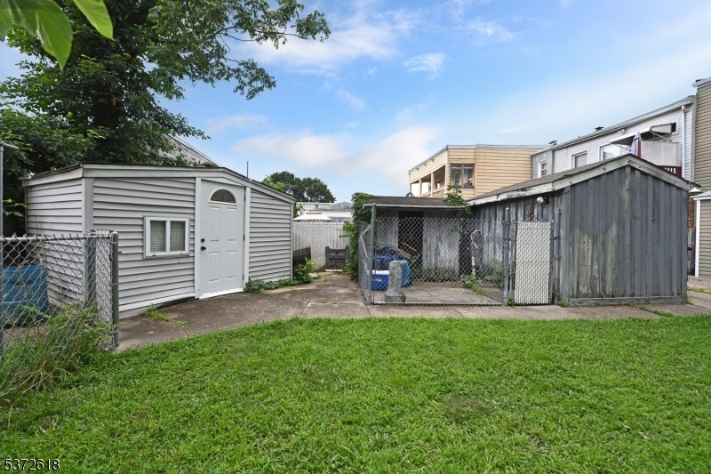 80 Heckel Street Belleville, NJ 07109 - Photo 13 of 33