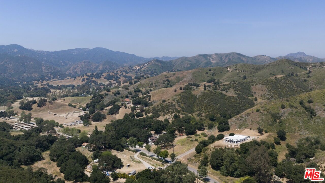 2391 Stokes Canyon Road Calabasas, CA 91302 - Photo 11 of 11 Gallery Image 11