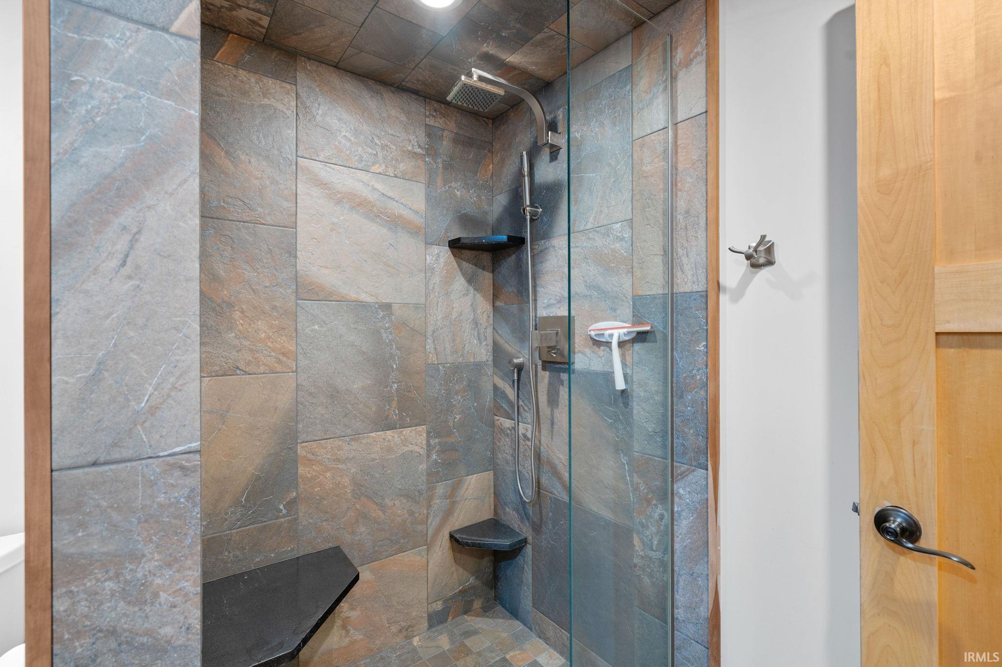 350 East St Road Silver Lake, IN 46982 - Photo 34 of 35 Gallery Image 34