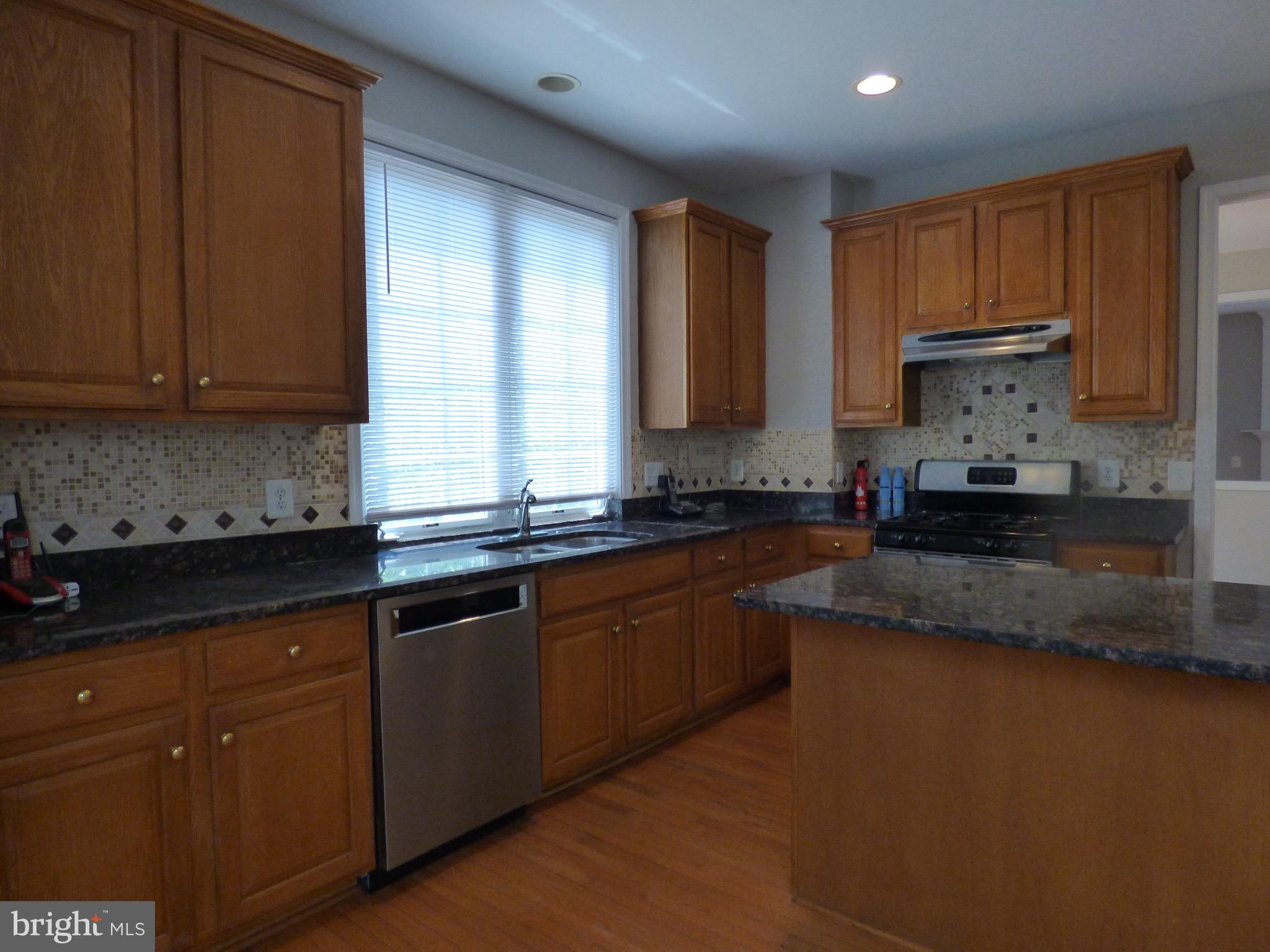 12350 Brown Fox Way Reston, VA 20191 - Photo 9 of 28