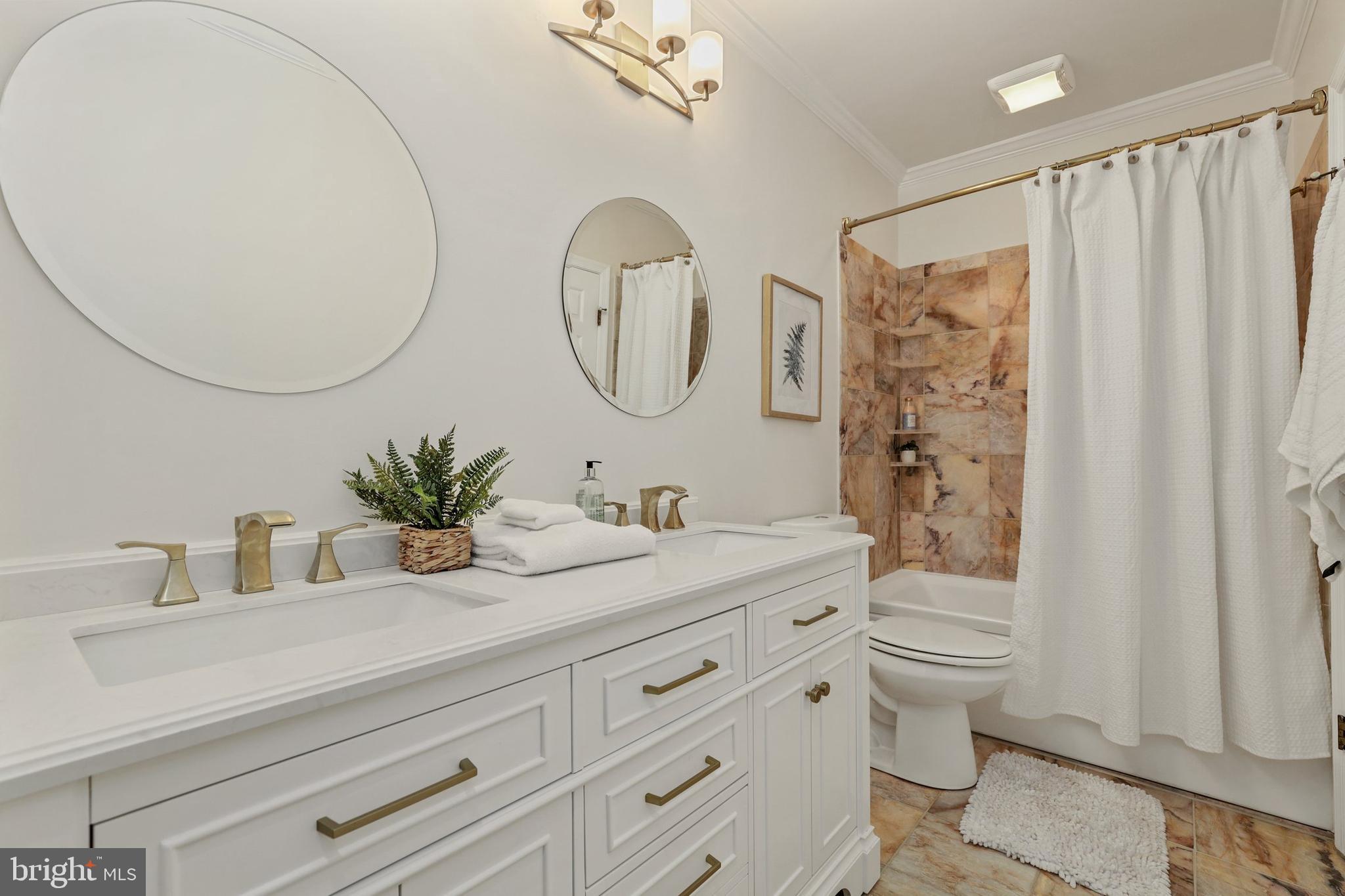 1746 Willard Street Northwest, Unit 3 Washington, DC 20009 - Photo 16 of 39