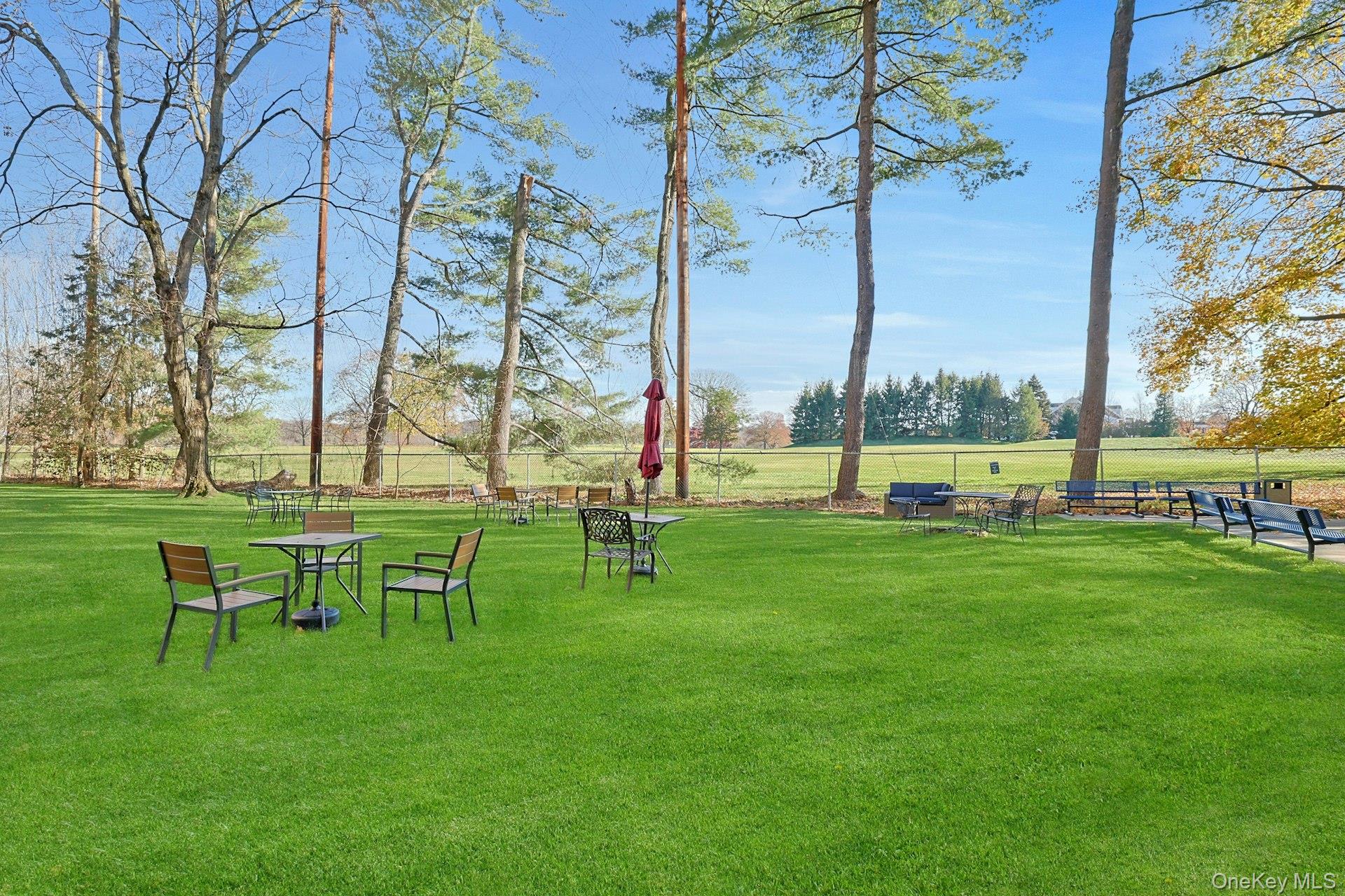 1255 North Avenue, Unit B5M New Rochelle, NY 10804 - Photo 12 of 14 tranquil back with golf course view