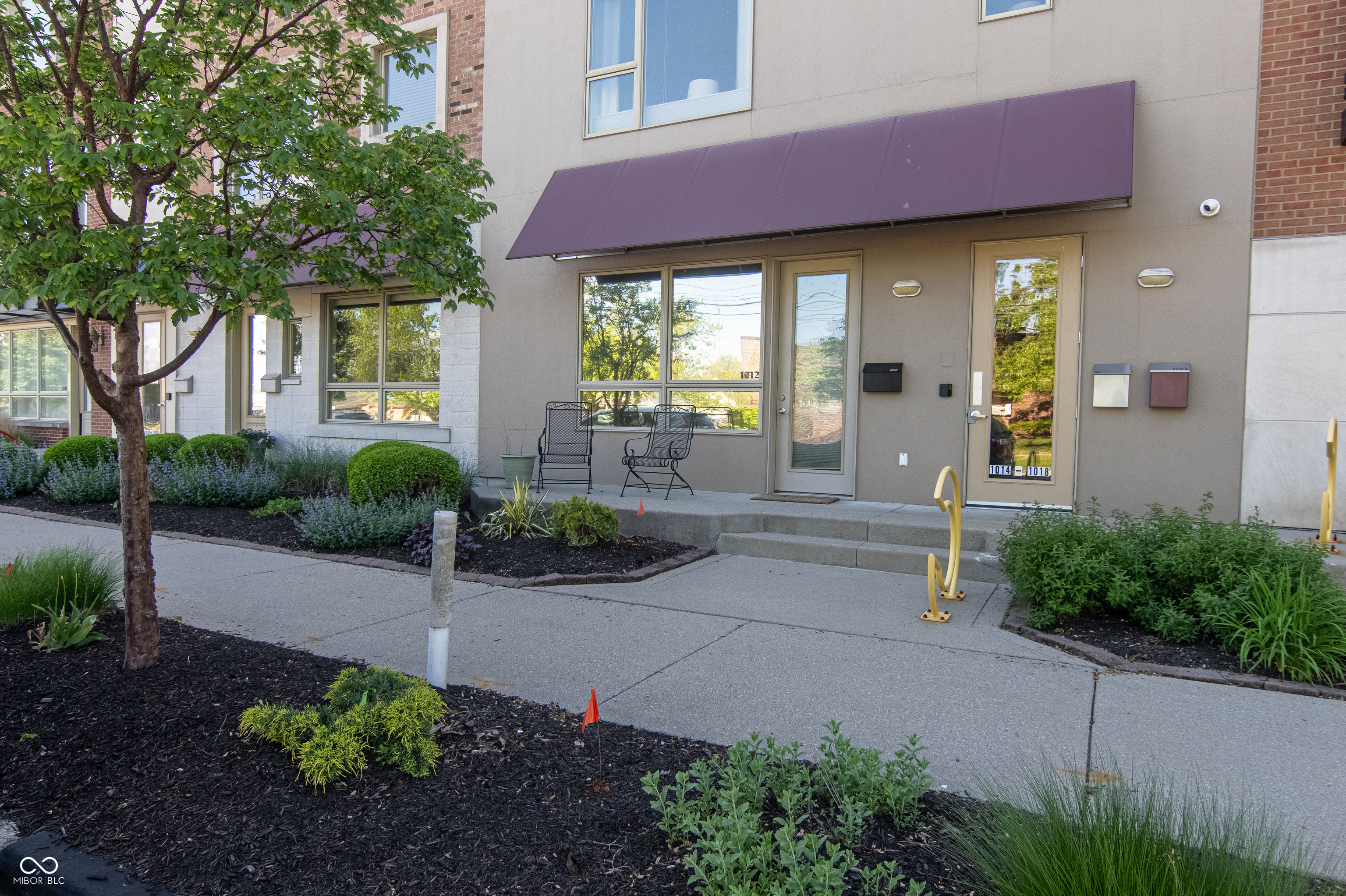 1014 Jackson Street Columbus, IN 47201 - Photo 4 of 59